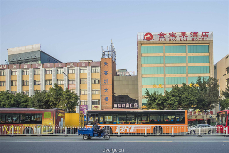 东岳财富广场
